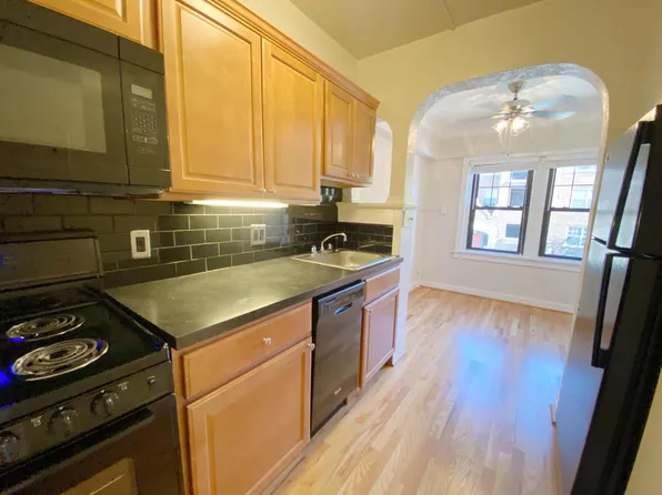 Longfellow Apartments
