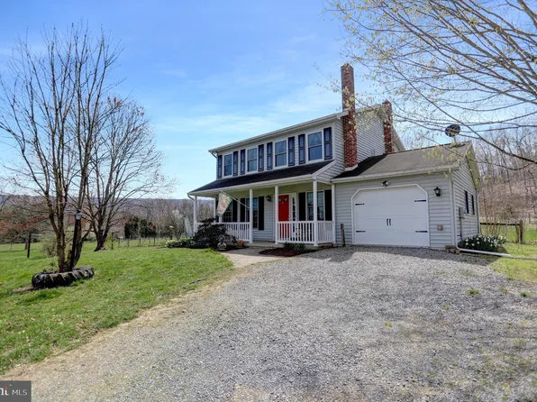 147 Half Moon Rd, Port Royal, PA 17082