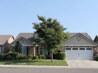 3122 Scott Ave, Clovis, CA 93619