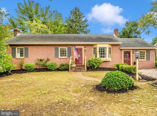 17920 Pin Oak Rd, Hagerstown, MD 21740