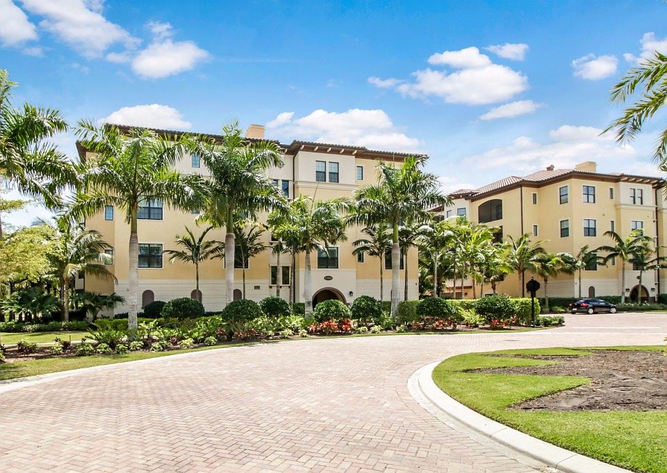 1st image of 2760 Tiburon Blvd E APT 101
