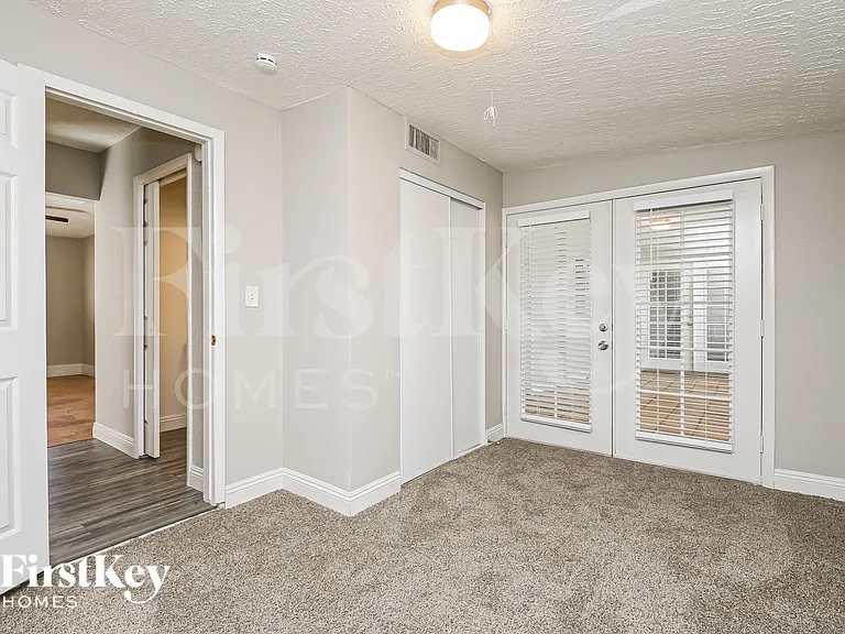 7427 E McKinley St — Photo 5
