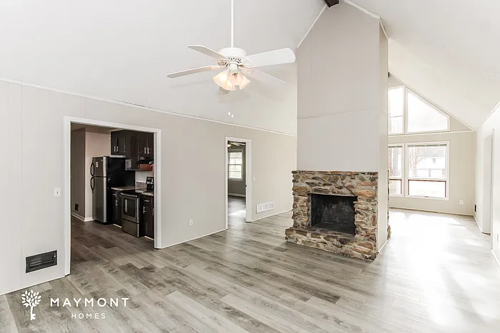 101 Serpentine Rd — Photo 3