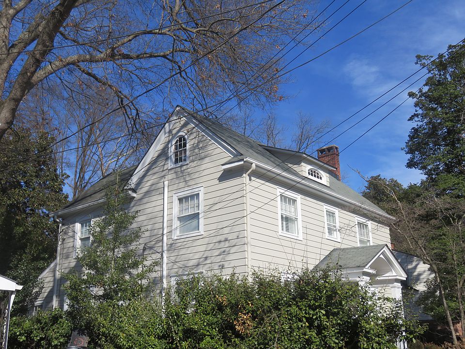 1st image of 711 Cornell St