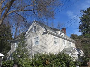 711 Cornell St, Fredericksburg, VA 22401