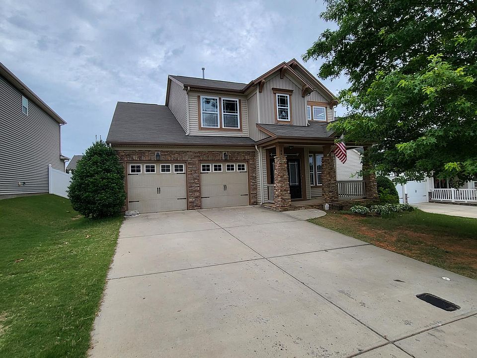 1st image of 186 Silverspring Pl