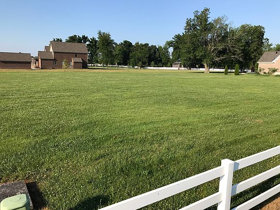 3rd image of Saratoga Farms