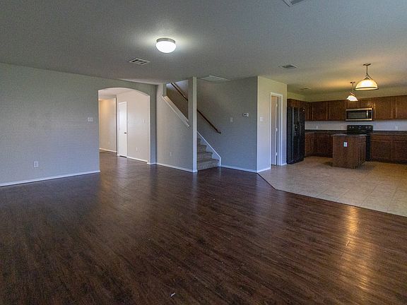 3rd image of 9108 Bellgrove Ct