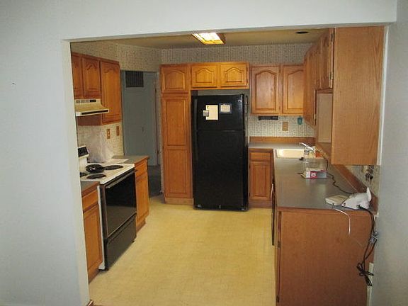 5th image of 1629 Tedford St SE