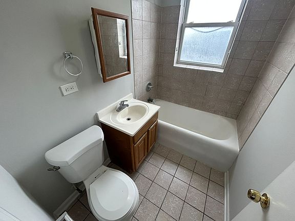 3rd image of 2123 S 51st Ct #202