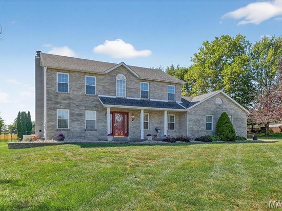 6 Doe Run Trl, Collinsville, IL 62234