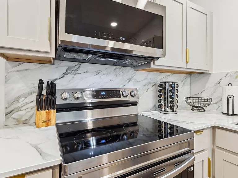 1433 Olivewood Ave — Photo 20
