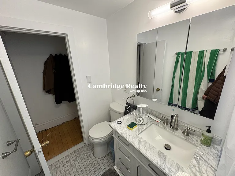 11 Burnham St #1T — Photo 15