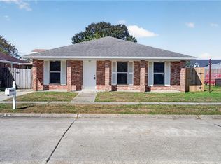 3612 Plaza Dr, Chalmette, LA 70043