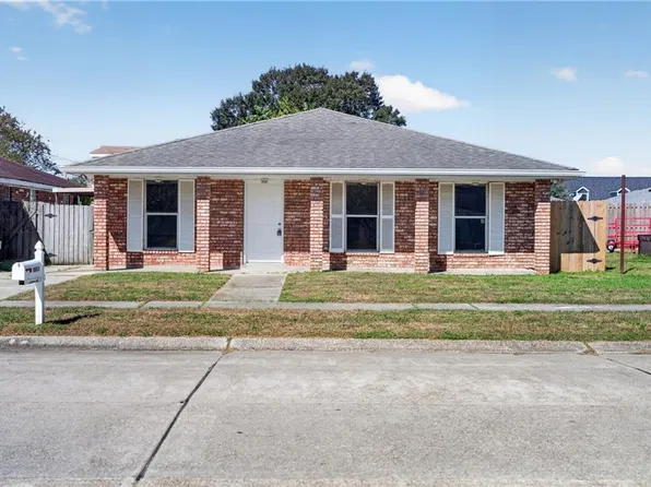 3612 Plaza Dr, Chalmette, LA 70043