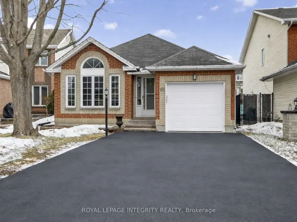 161 Longshire Cir, Ottawa, ON K2J 4L2