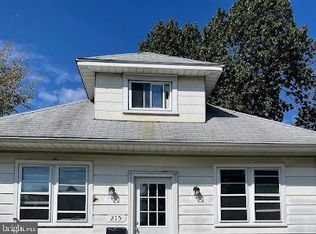215 E Clements Bridge Rd, Runnemede, NJ 08078
