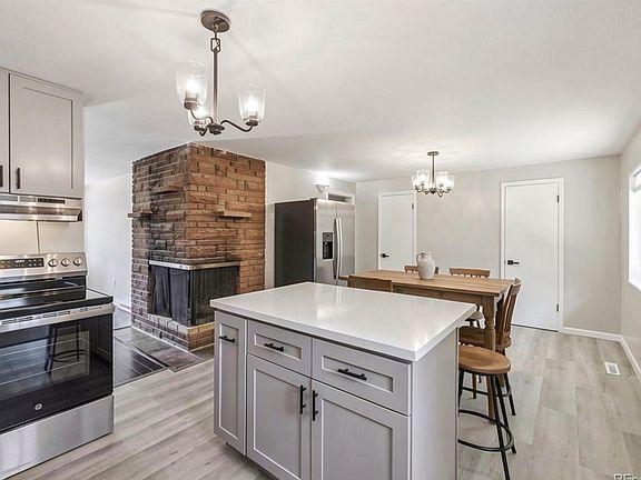 3rd image of 10211 W 59th Pl #1