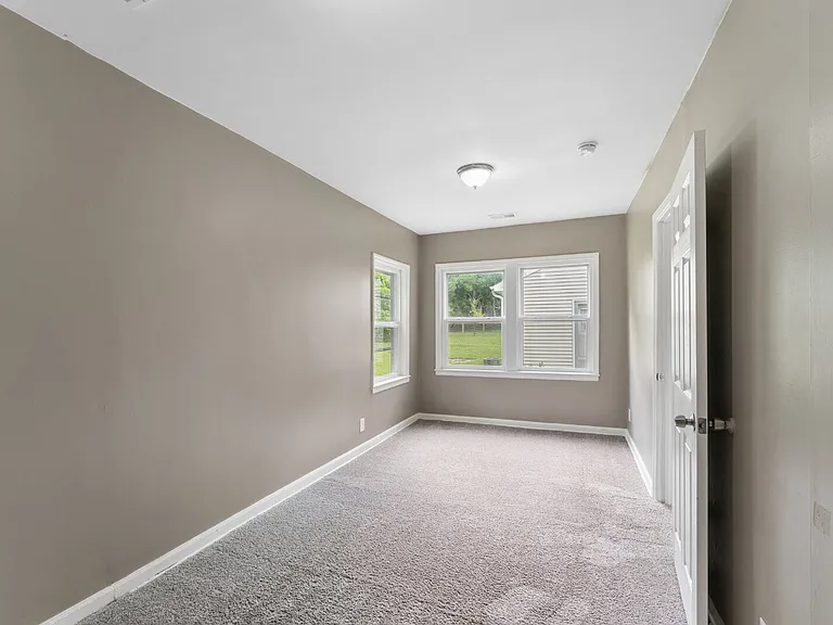7036 Willow Ave — Photo 28