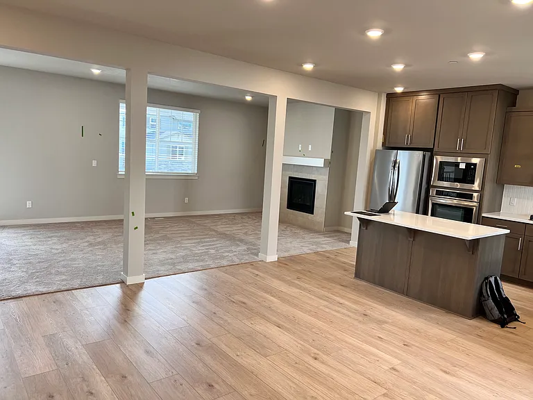 2nd floor living area