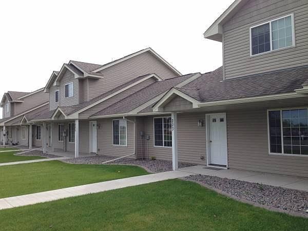 1st image of 207 Deer Dr NE