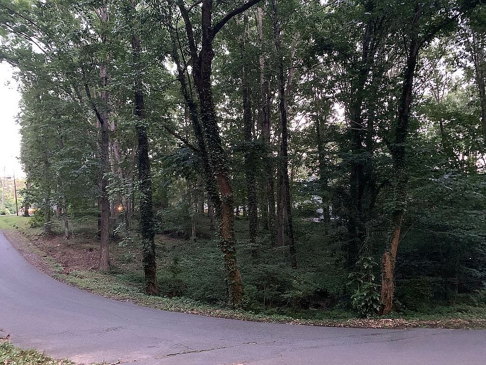1st image of 0 Oakmont Dr
