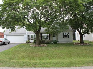 704 Fairfield Ave NW, Grand Rapids, MI 49504
