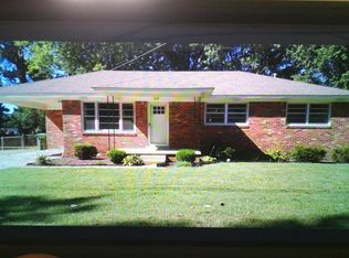 1517 Eastview Dr, Humboldt, TN 38343