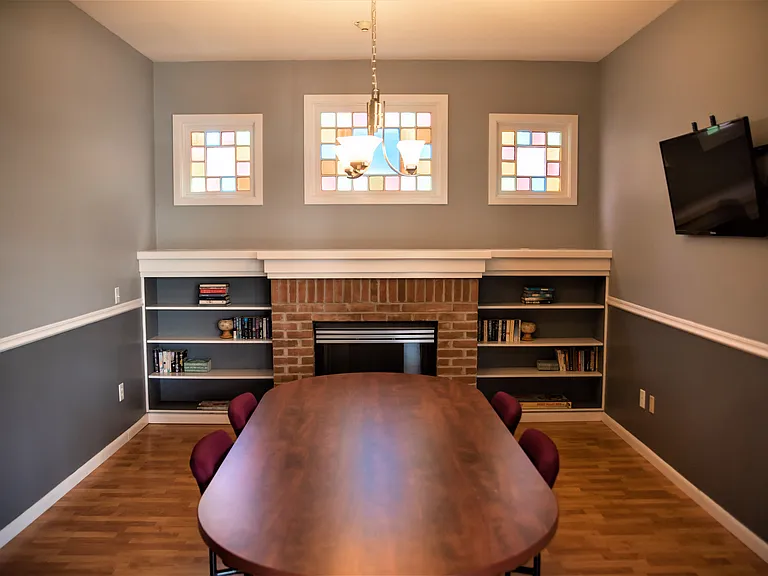 Harborside Manor — Photo 7