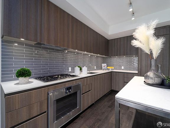 2nd image of 1000 3rd St #806-L