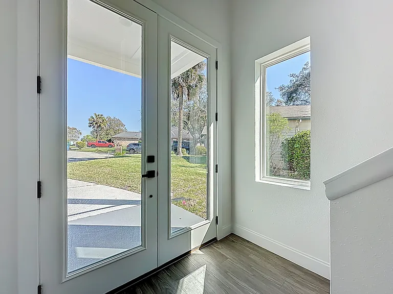 2121 Broad Water Dr — Photo 11