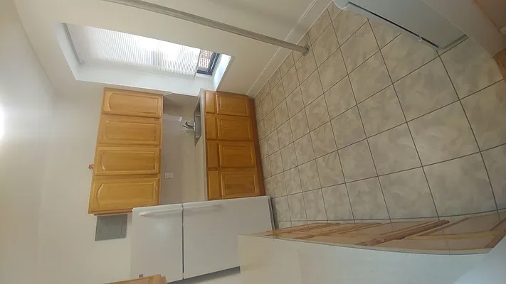 Rented by Metro Garden Realty NYC | media 9