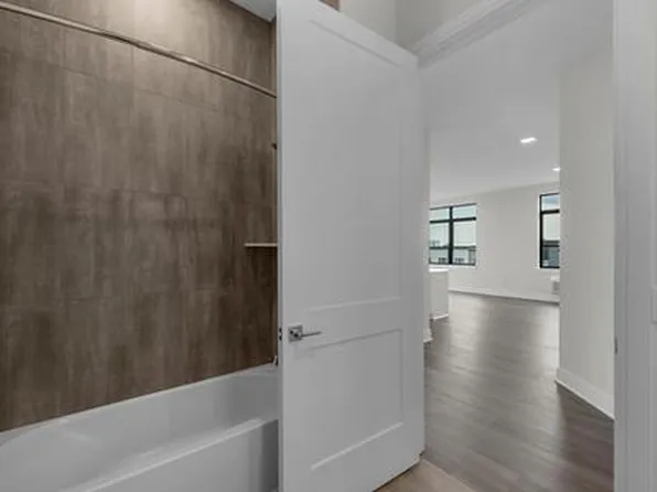 121 34th Street image 171 of 213