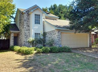 8417 Auburn Dr, Fort Worth, TX 76123