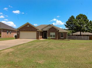21 Sunfish Ct, Russellville, AR 72802