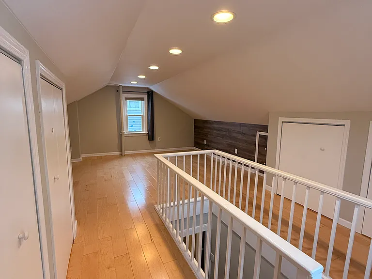 315 Pearson St — Photo 13