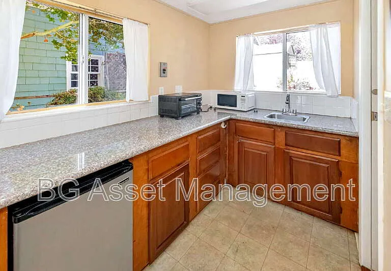 6606 Aqua Vista Ct — Photo 16