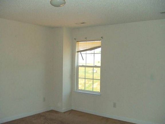 5th image of 3908 Far West Dr