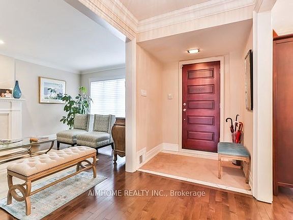 3rd image of 89 Dunloe Rd