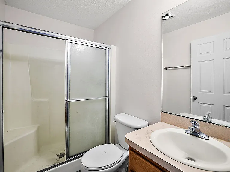 517 Paulling Dr #1 — Photo 6