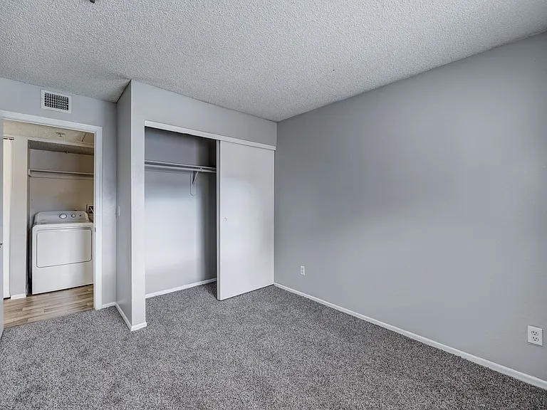 Sedona Ridge Apartment Homes — Photo 10