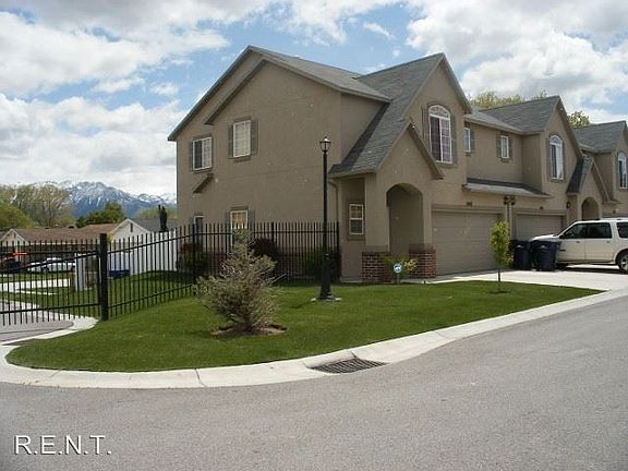 2nd image of 2407 S Red Acorn Ct
