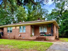 2506 E 3rd St, Greenville, NC