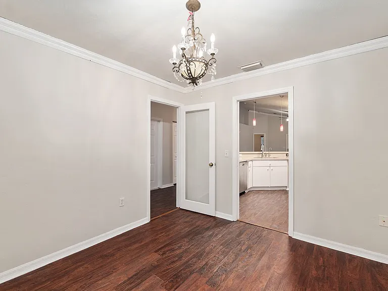 2114 NW 52nd Pl — Photo 15