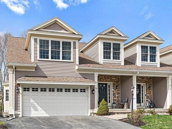 2nd image of 10 White Cedar Dr #10