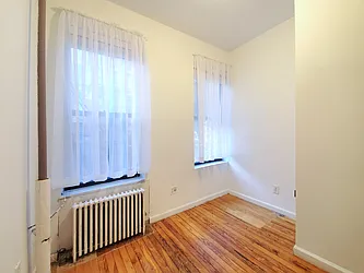 Rented by Brighton Management