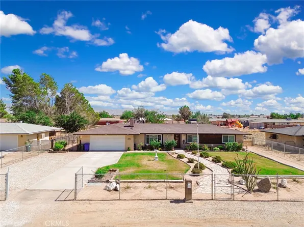 21821 Carlisle Rd, Apple Valley, CA 92307
