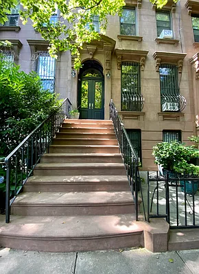 Rented by Access New York Group | media 1