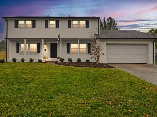 313 King Christian Rd, Virginia Beach, VA 23462