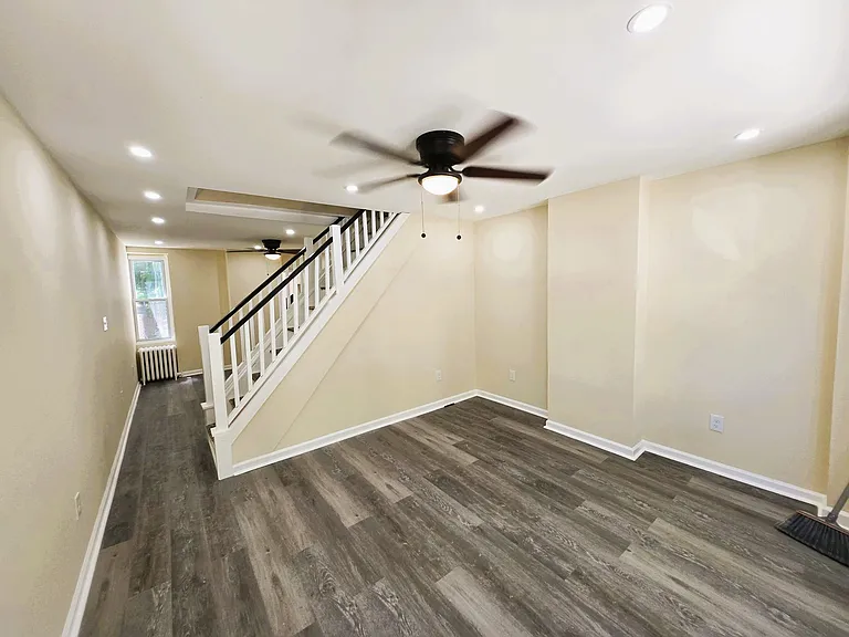 5828 Knox St — Photo 6